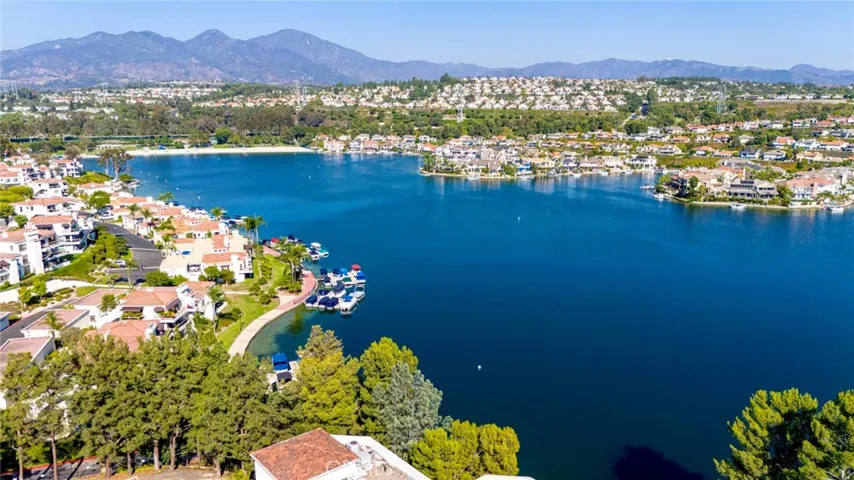 24256 Via Santa Clara, Mission Viejo, California 92692