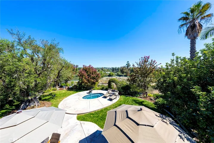 24256 Via Santa Clara, Mission Viejo, California 92692