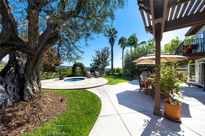 24256 Via Santa Clara, Mission Viejo, California 92692