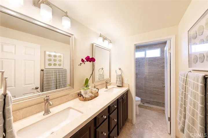 24256 Via Santa Clara, Mission Viejo, California 92692