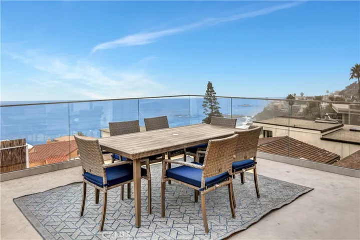 Rooftop deck