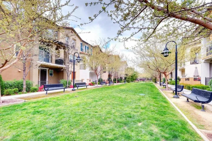 664 Cedarville Lane, San Jose, California 95133
