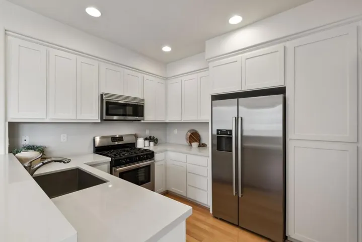 664 Cedarville Lane, San Jose, California 95133