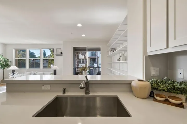 664 Cedarville Lane, San Jose, California 95133