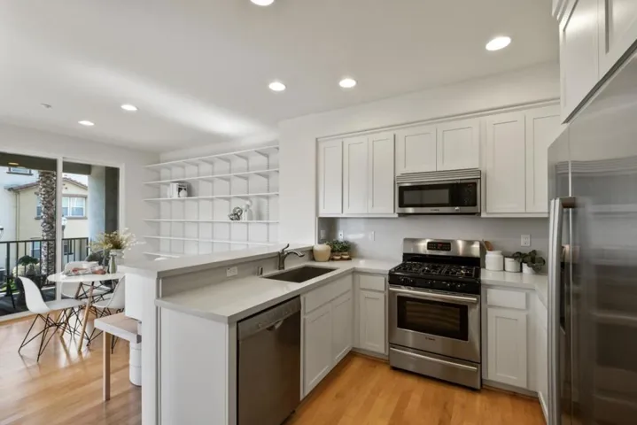 664 Cedarville Lane, San Jose, California 95133
