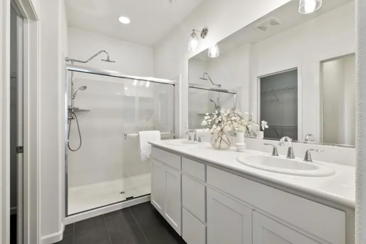 664 Cedarville Lane, San Jose, California 95133