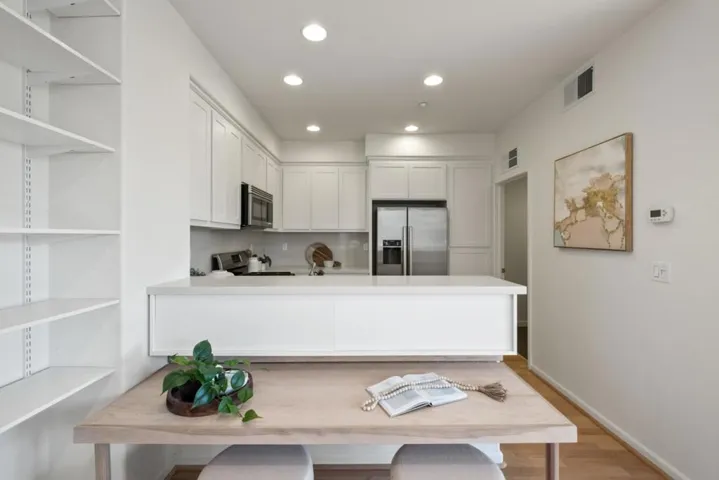 664 Cedarville Lane, San Jose, California 95133