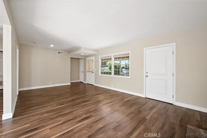 922 Crestfield Drive, Duarte, California 91010