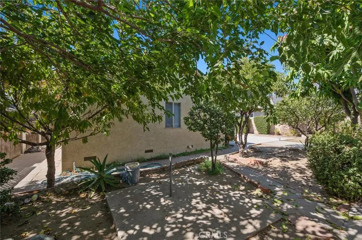 922 Crestfield Drive, Duarte, California 91010