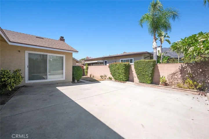 922 Crestfield Drive, Duarte, California 91010