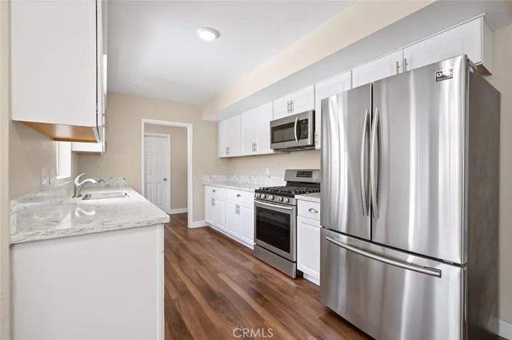 922 Crestfield Drive, Duarte, California 91010