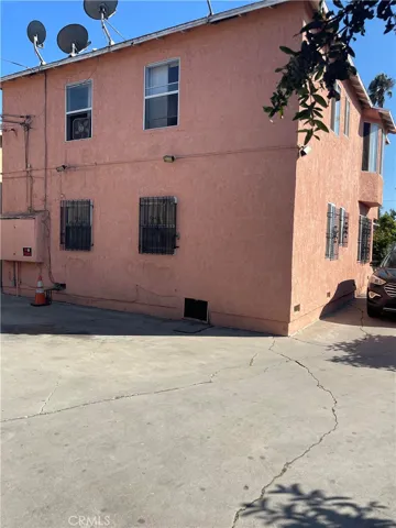 1219 W 95th Street, Los Angeles, California 90044