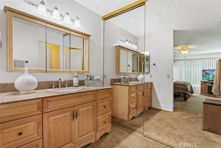 2994 N Cottonwood St, Orange, California 92865-1209