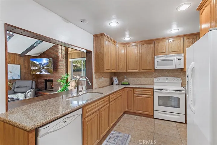 2994 N Cottonwood St, Orange, California 92865-1209