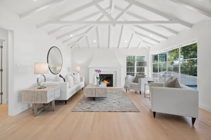 4195 Oak Hill Avenue, Palo Alto, California 94306