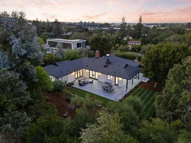 4195 Oak Hill Avenue, Palo Alto, California 94306