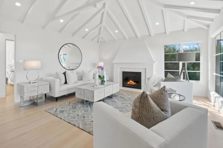 4195 Oak Hill Avenue, Palo Alto, California 94306