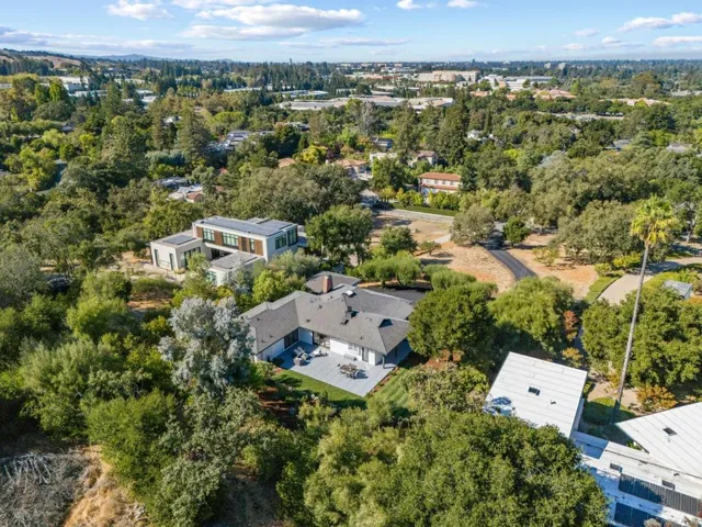 4195 Oak Hill Avenue, Palo Alto, California 94306