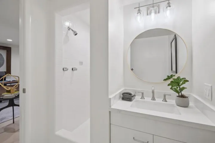 4195 Oak Hill Avenue, Palo Alto, California 94306