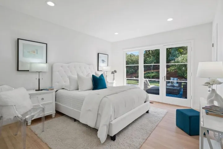 4195 Oak Hill Avenue, Palo Alto, California 94306