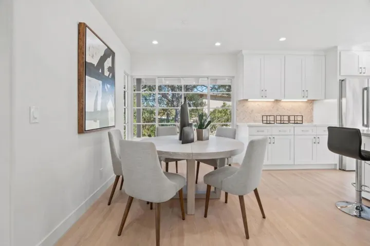 4195 Oak Hill Avenue, Palo Alto, California 94306