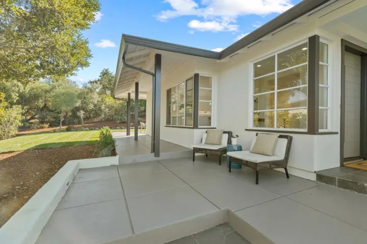 4195 Oak Hill Avenue, Palo Alto, California 94306