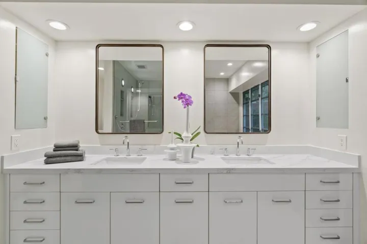 4195 Oak Hill Avenue, Palo Alto, California 94306