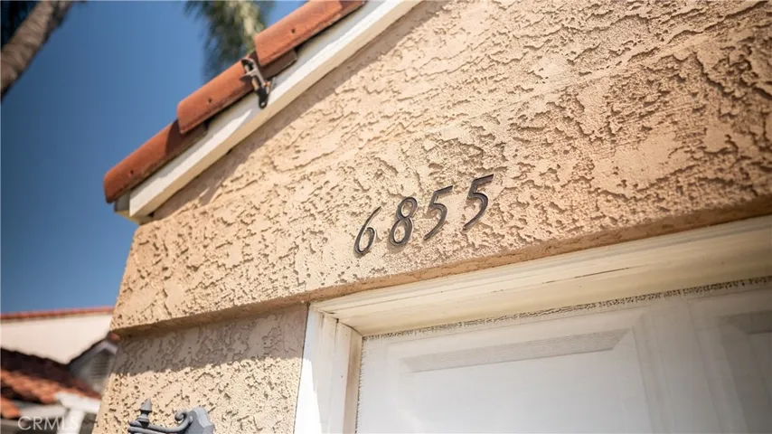 6855 Shadow Ridge Pl