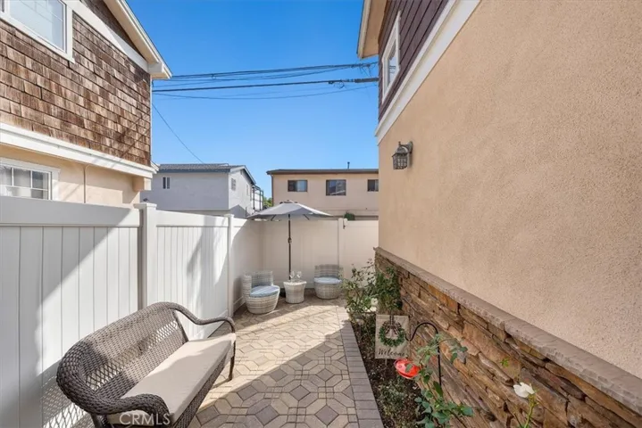 2161 Plaza Del Amo, Torrance, California 90501