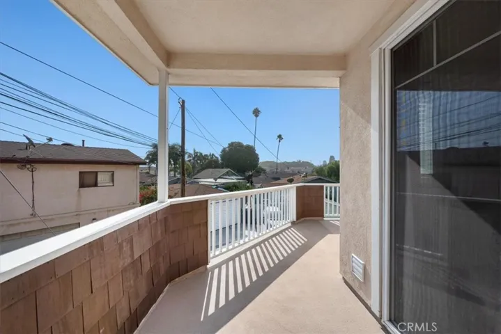 2161 Plaza Del Amo, Torrance, California 90501