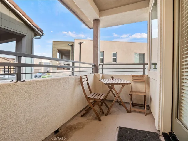 27254 Red Willow Court, Valencia, California 91381
