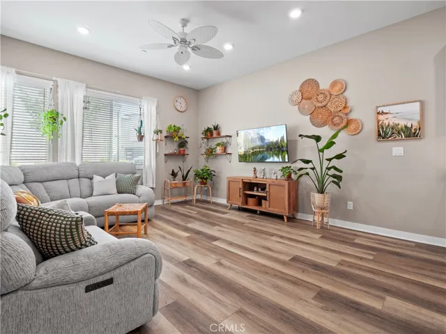 27254 Red Willow Court, Valencia, California 91381