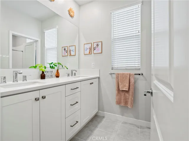27254 Red Willow Court, Valencia, California 91381