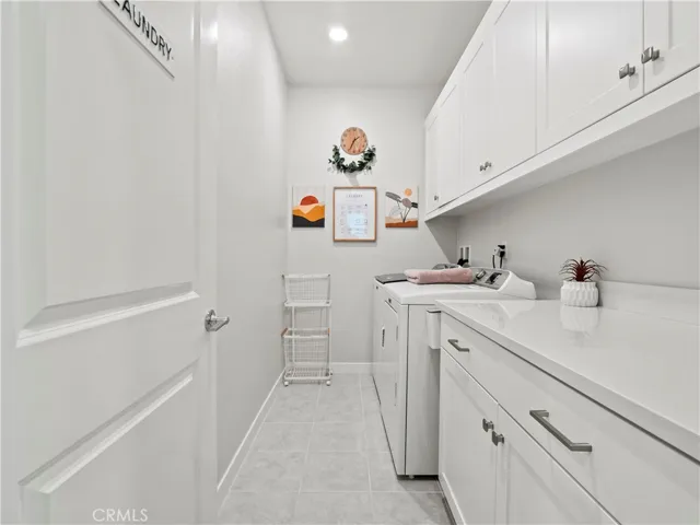 27254 Red Willow Court, Valencia, California 91381