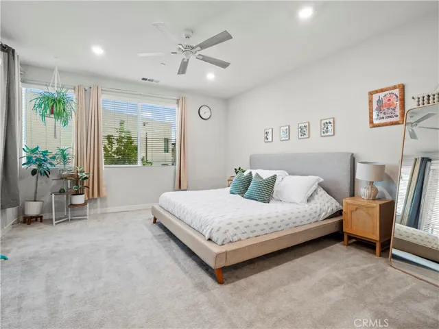 27254 Red Willow Court, Valencia, California 91381
