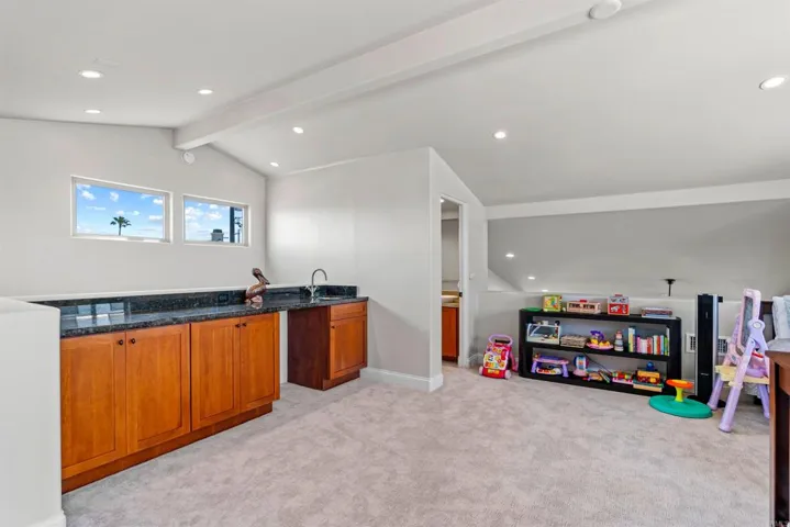 2475 Garfield Street, Carlsbad, California 92008