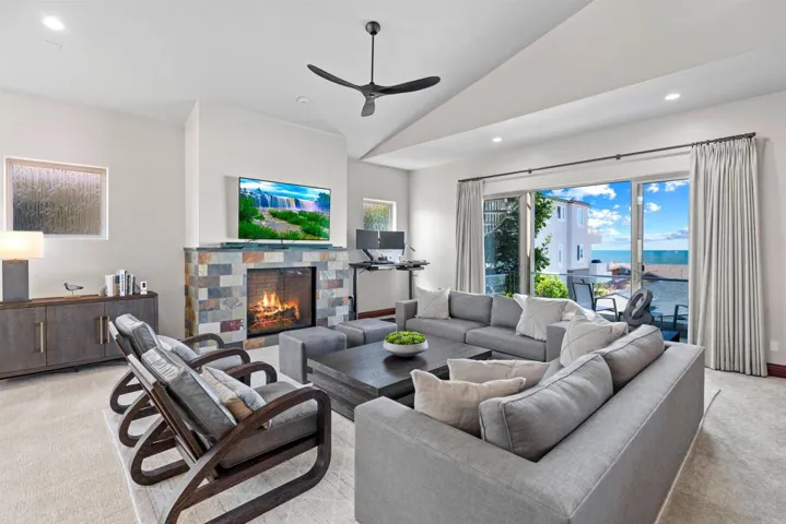 2475 Garfield Street, Carlsbad, California 92008