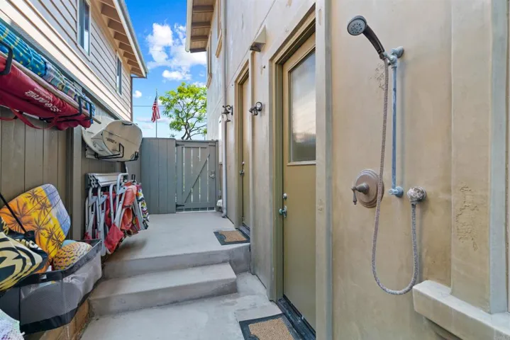 2475 Garfield Street, Carlsbad, California 92008