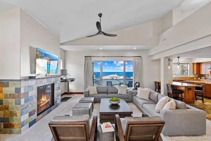 2475 Garfield Street, Carlsbad, California 92008
