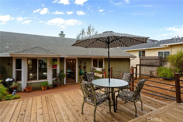 16330 Conestoga Road, Hidden Valley Lake, California 95467
