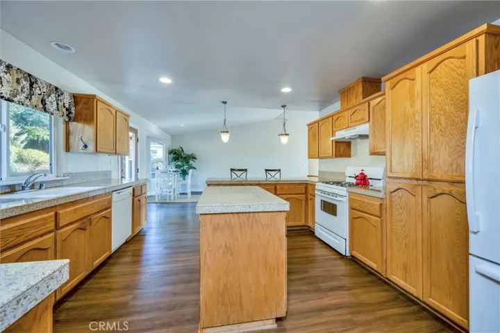 16330 Conestoga Road, Hidden Valley Lake, California 95467
