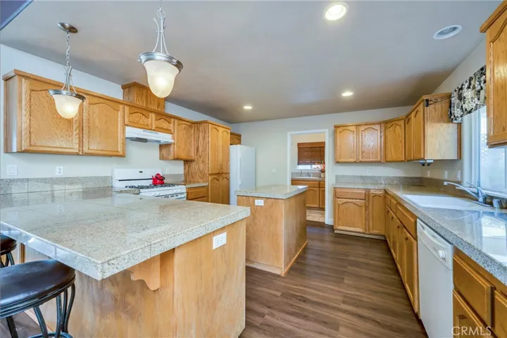 16330 Conestoga Road, Hidden Valley Lake, California 95467