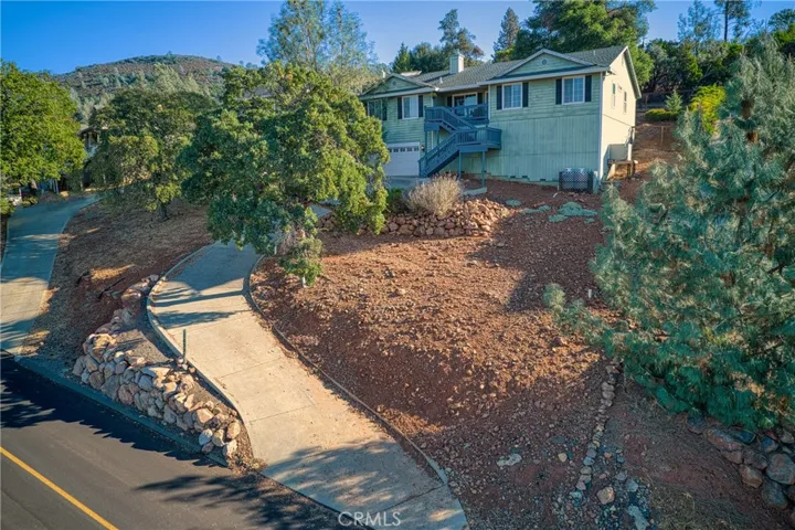 16330 Conestoga Road, Hidden Valley Lake, California 95467