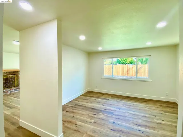 3325 Meadowbrook Rd, Antioch, California 94509