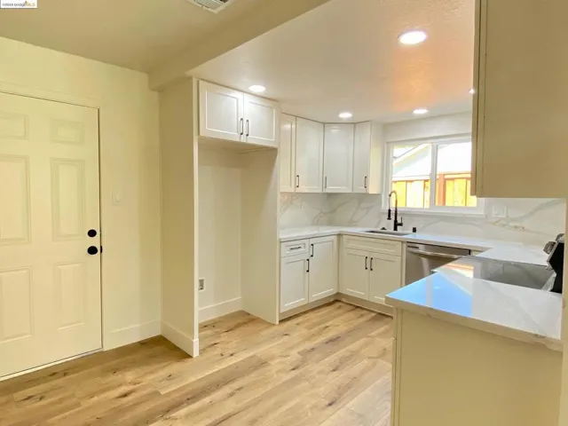 3325 Meadowbrook Rd, Antioch, California 94509