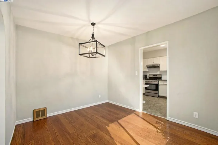 1210 Sandelin Ave, San Leandro, California 94577