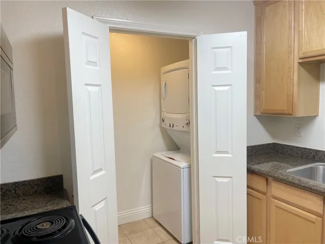 2400 Del Mar Way 208, Corona, California 92882