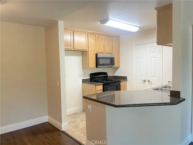 2400 Del Mar Way 208, Corona, California 92882