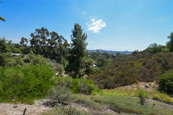 2139 Valley Rim, Escondido, California 92026