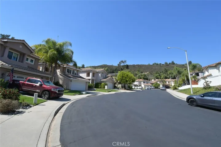 2139 Valley Rim, Escondido, California 92026